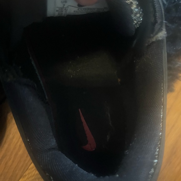 Air Max - Picture 8 of 11